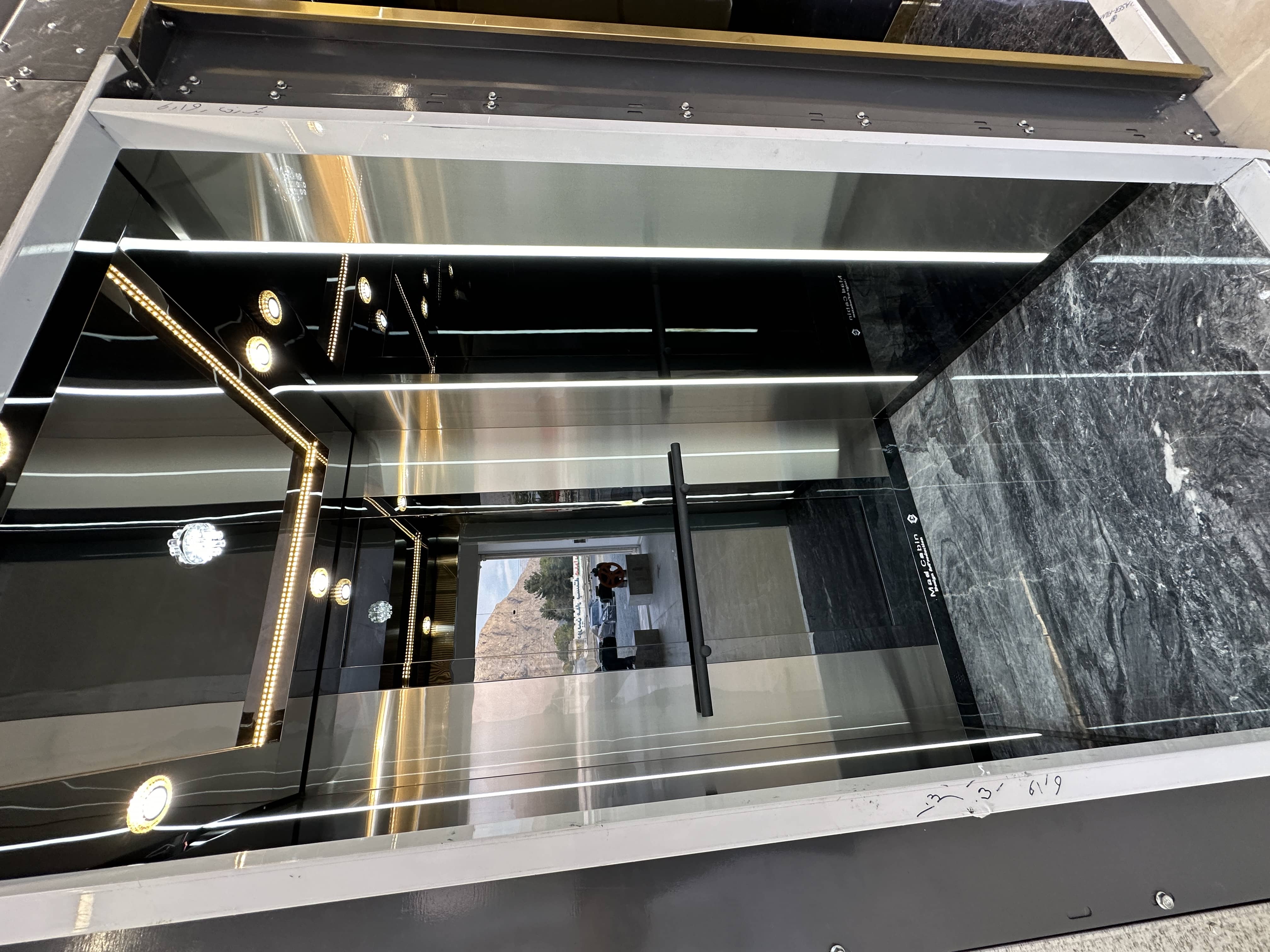 کابین استیل